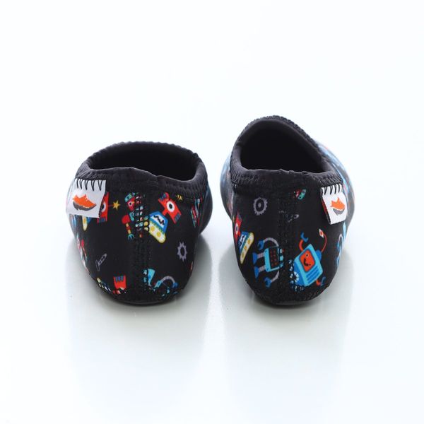 sapatilha-neoprene-antiderrapante-robot-preta-infantil-7
